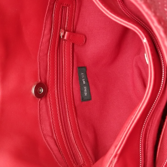 Nine West Red Cut Out Circle and Diamond Design Two Pocket Shoulder Bag Purse - Picture 4 of 11